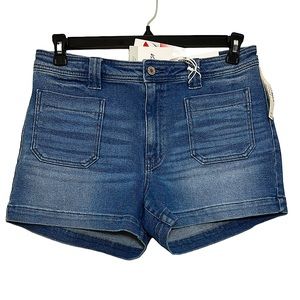 NWT new Kancan high rise mom denim jean shorts utility pockets size 30
